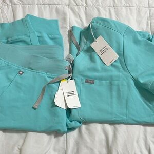 Figs Teal Scrub Set